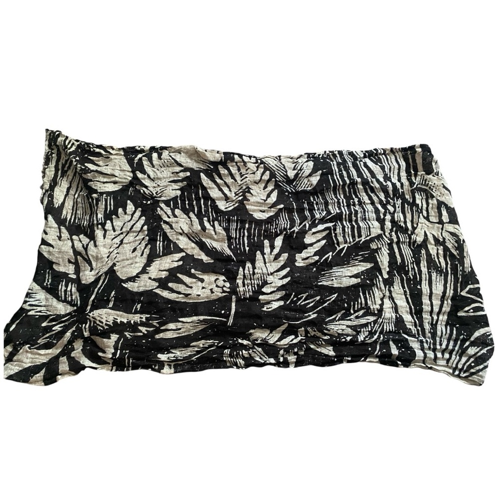 Black and White 100% Linen Leaf Print Women's Scarf